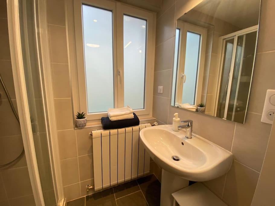 Maison De Charme - 4 Chambres - Courette & Parking Gratuit Amiens Esterno foto