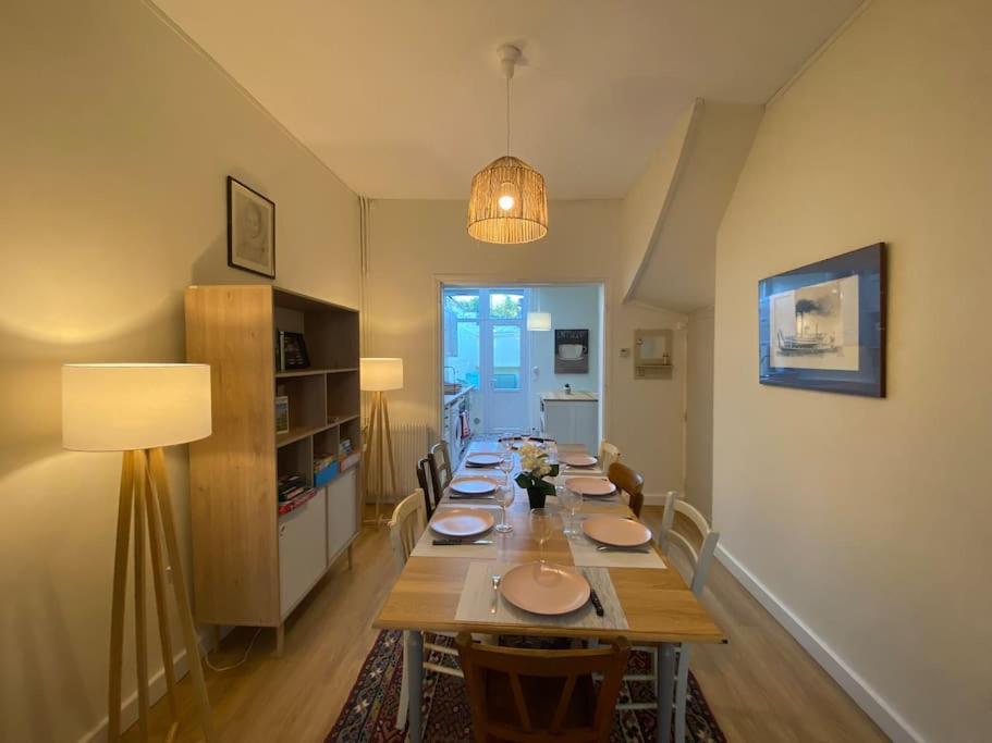 Maison De Charme - 4 Chambres - Courette & Parking Gratuit Amiens Esterno foto
